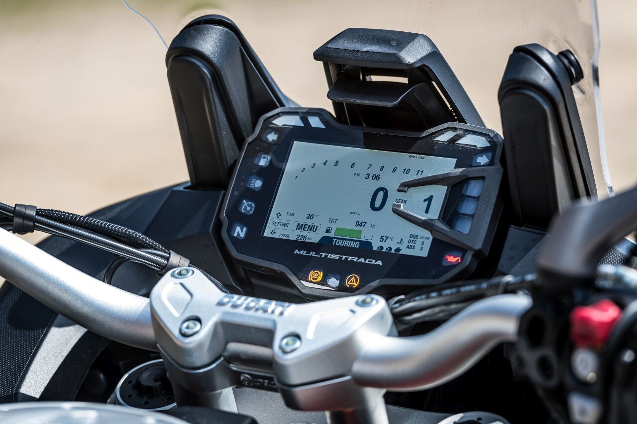 Ducati Multistrada 950 S - Kawasaki Versys SE Gran Tourer: fun touring